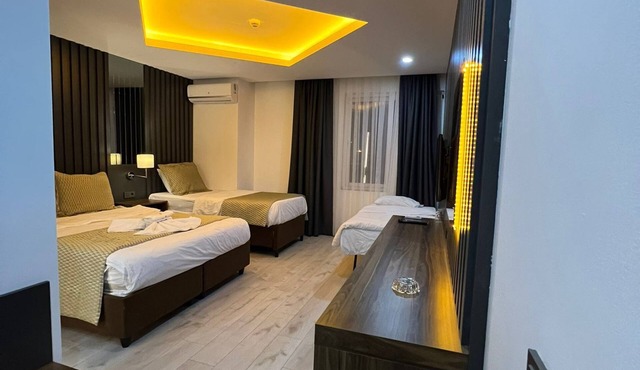 Grand Ezel Hotel