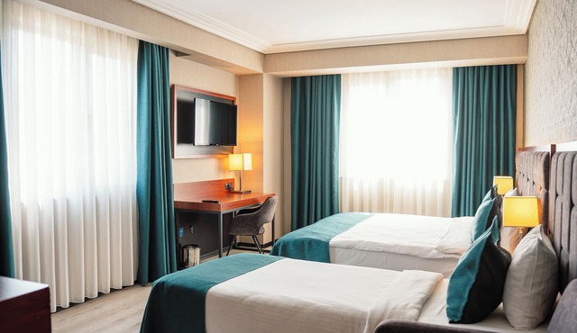 Grand Vaves Otel