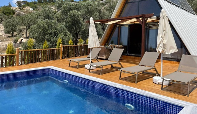 Great Villa with Sea View and Private Pool in Kas in Antalya