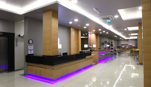 Holiday Inn Express Manisa-West by IHG
