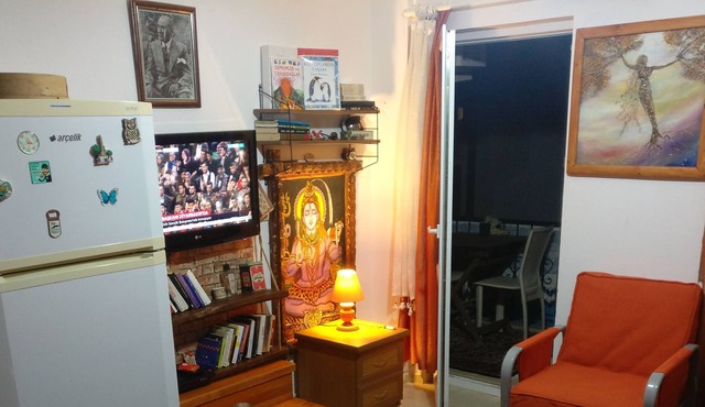 Home Stay (Eviniz Gibi) in Datça