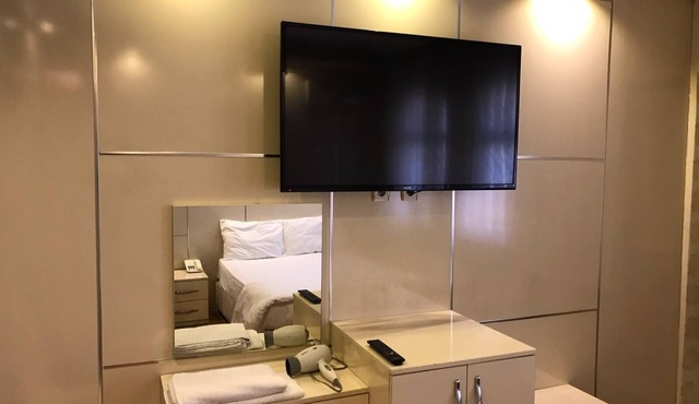 Hotel Azer