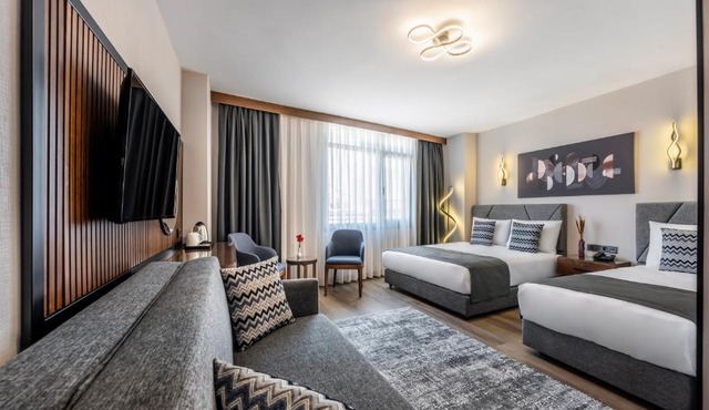 Hotel Bristol