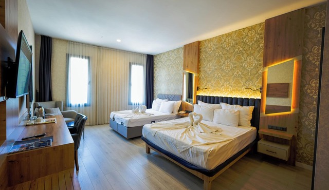 Isnova Hotel
