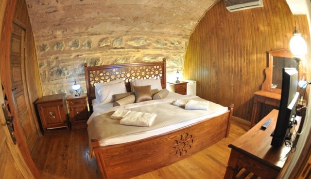 Issız Han Tarihi Butik Otel