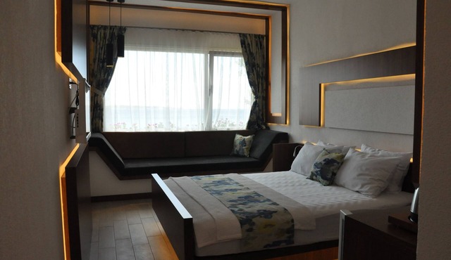 Karakas Hotel