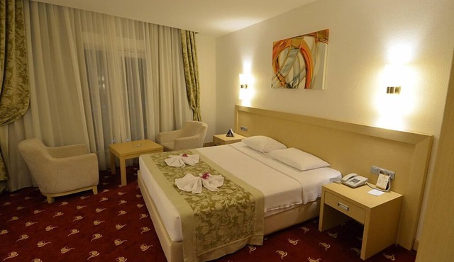 Lamos Resort Hotel & Convention Center