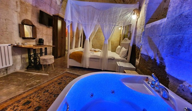 Lavinia Cappadocia