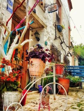 Lilyum Alaçatı - Taş Ev