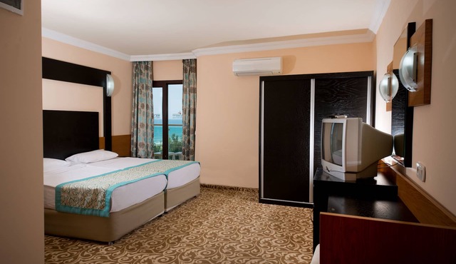 M.C Mahberi Beach Hotel – All Inclusive in Alanya