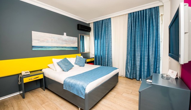 Mera Park Hotel