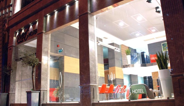 Met Hotel