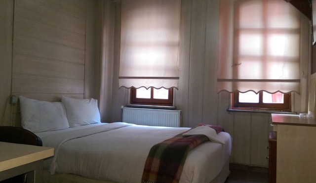 Mevlana Otel