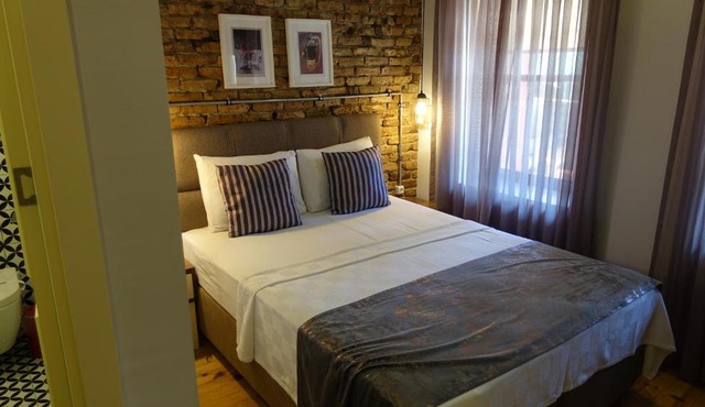 Mono Hotel