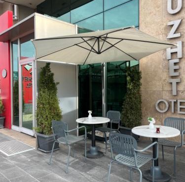 Nüzhet Hotel