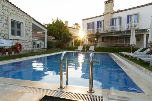 Panda Alacati Hotel