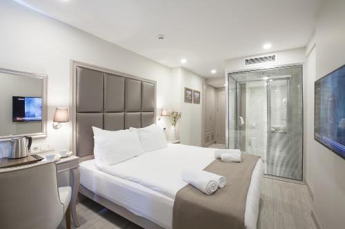 Perla Galata Hotel