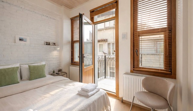 Privat House in central old city near best hotspots
