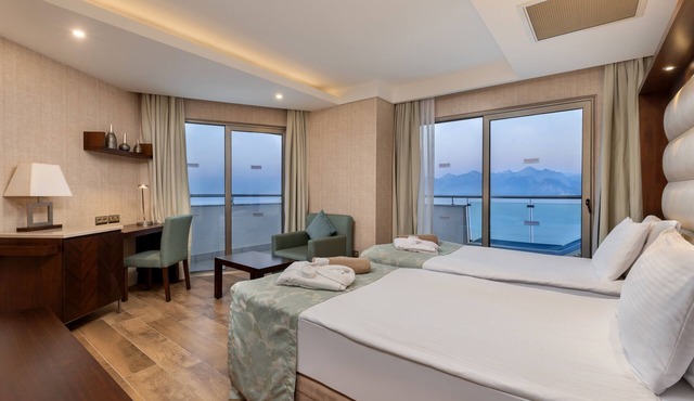 Ramada Plaza by Wyndham Antalya in Antalya