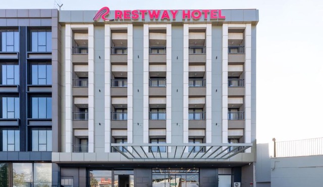 Restway Hotel