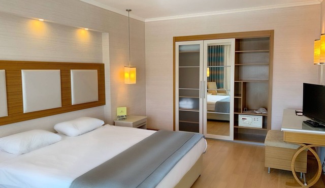Royal Asarlik Beach Hotel & Spa - All Inclusive