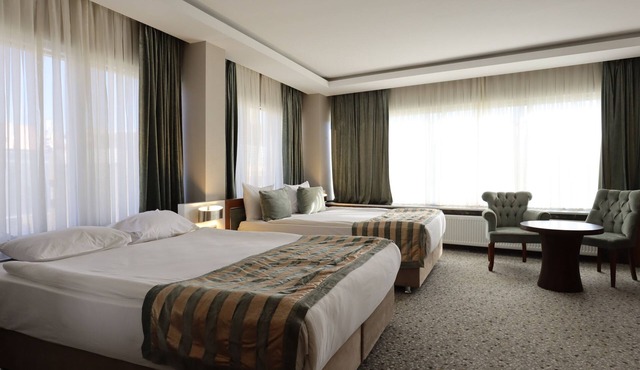 Royal Sweet Hotel