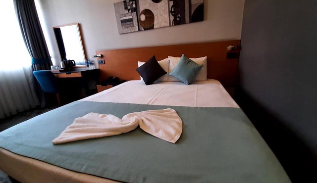 Sapko Airport Hotel