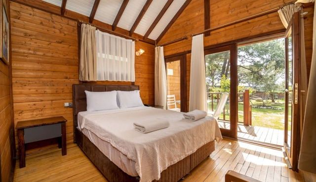Sea Valley Lodge