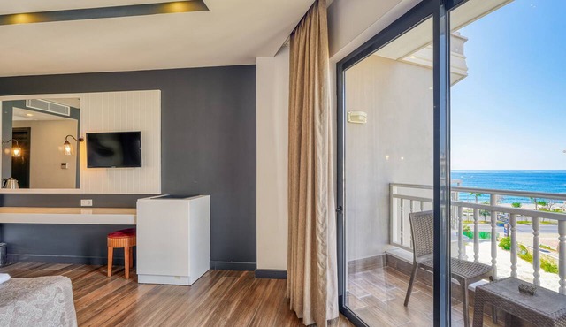 Sey Beach Hotel & Spa in Alanya