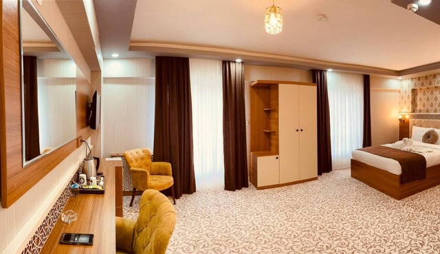SiVAS LEON OTEL