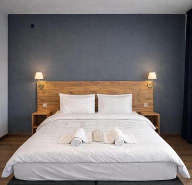 Spacious Modern Suites in Yasamkent New Building