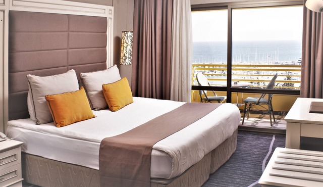 Suhan Seaport Hotel