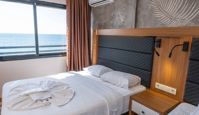 Sunday Beach Hotel