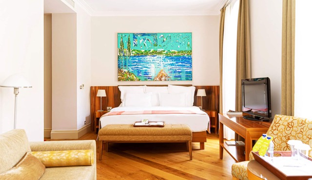 Tomtom Suites - Special Class