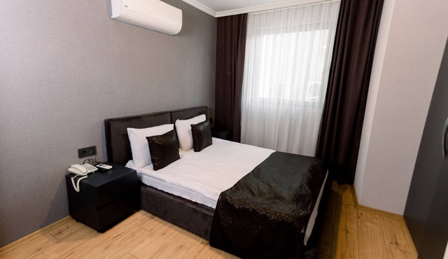 TRİO HOTEL AIRPORT in Izmir