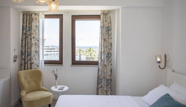 Troas Ada Hotel in Bozcaada