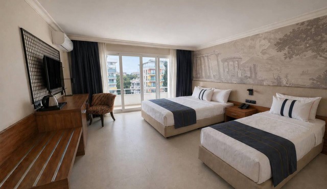 TRYP by Wyndham Didim