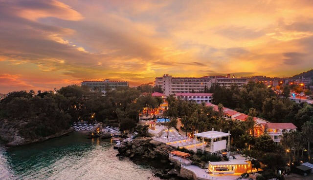 Utopia Beach Club