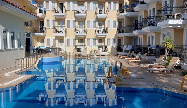 Verdeport Hotel