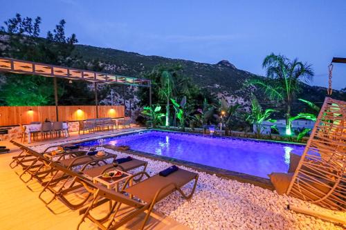 Villa Fonte, Outstanding view, Large Pool in Kaş