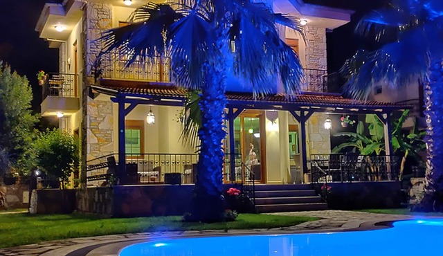Villa Nefise - 3 bedroom with private pool in the heart of Dalyan. in Mugla
