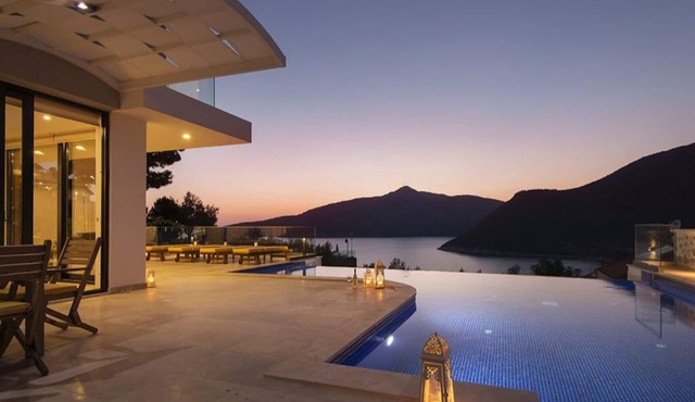 Villa Ozma 5 bedroom villa with stunning views
