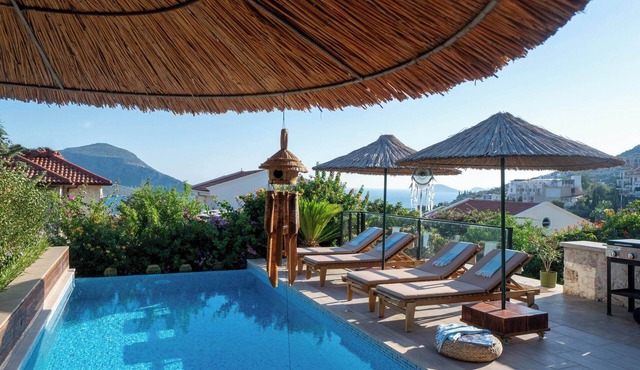 Villa Sole Myra–Luxury Villa with Heated&Cooled Pool, 5-min walk to Town, Beach in Kalkan