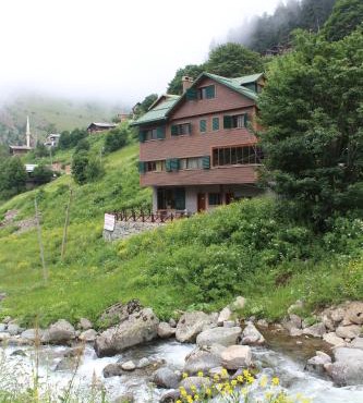 Yıldız dağevi in Uzungöl