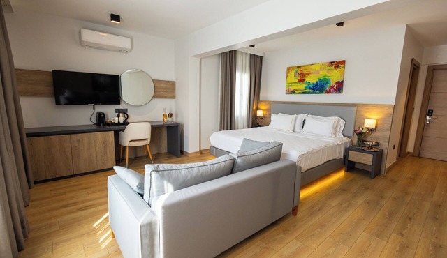 Yalinn Hotel