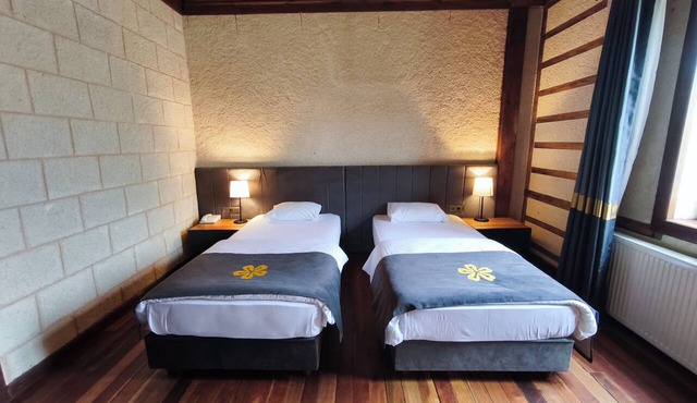 Zifin Hotel