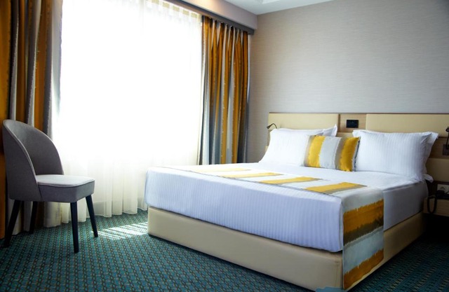 Vng Property Tophane 