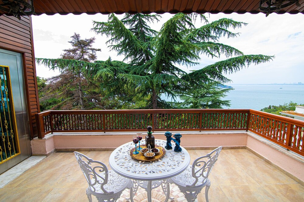 Adalar House | Dream Mansion