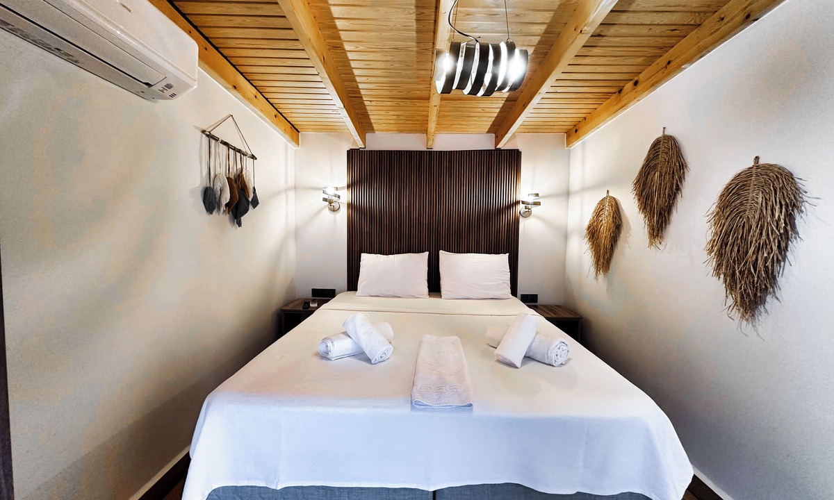 Bozcaada House | Tinos Otel & Bağ Evi (+12 Yaş)