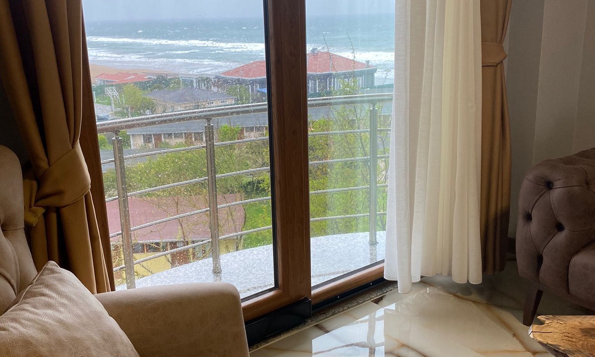Buyukcekmece Hotel | The Second House